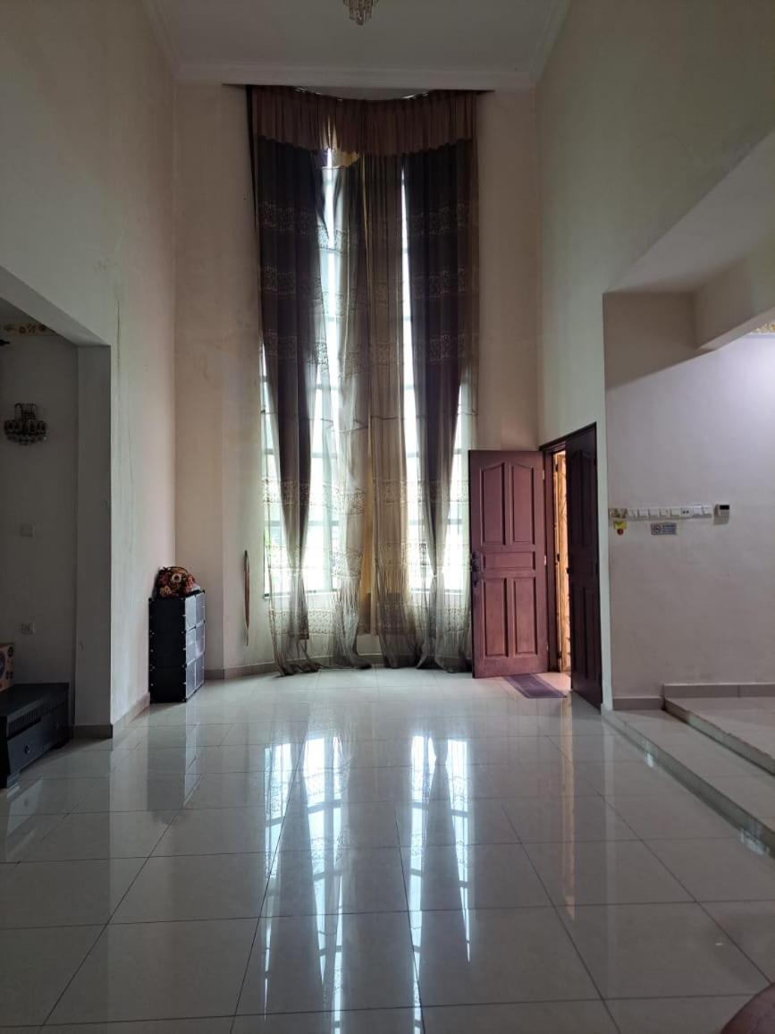 Villa Shamir เซปัง ภายนอก รูปภาพ