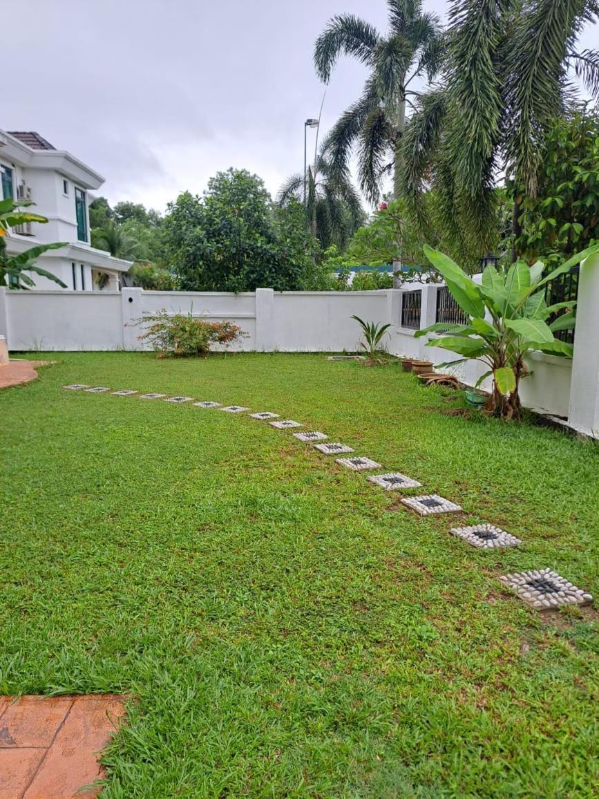 Villa Shamir เซปัง ภายนอก รูปภาพ